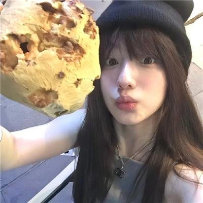 玉米上的麻雀